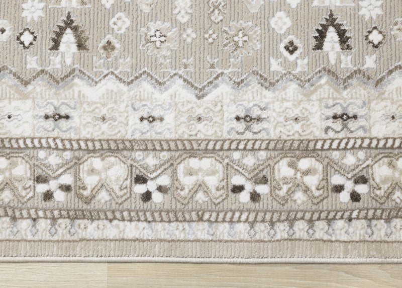London Traditional Area Rug - 6'7\" x 9'6\"