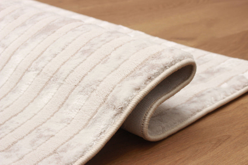Brie Ivory Area Rug - 5'0\" X 8'0\"  