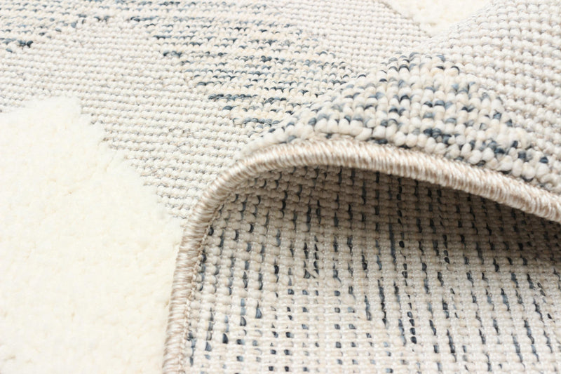 Tyisha Grey Area Rug - 6'7\" x 9'6\"