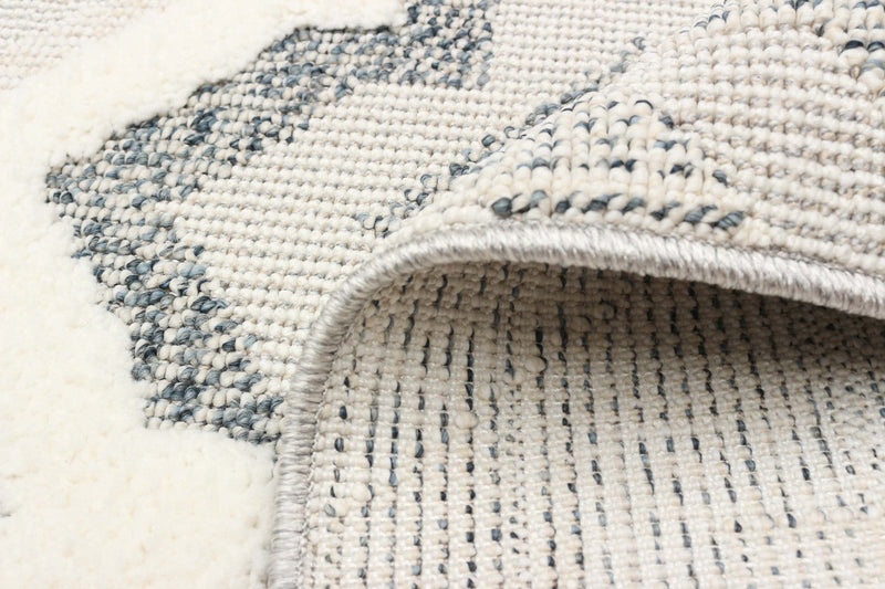 Alaqua Ivory Area Rug - 5'0\" x 7'0\"