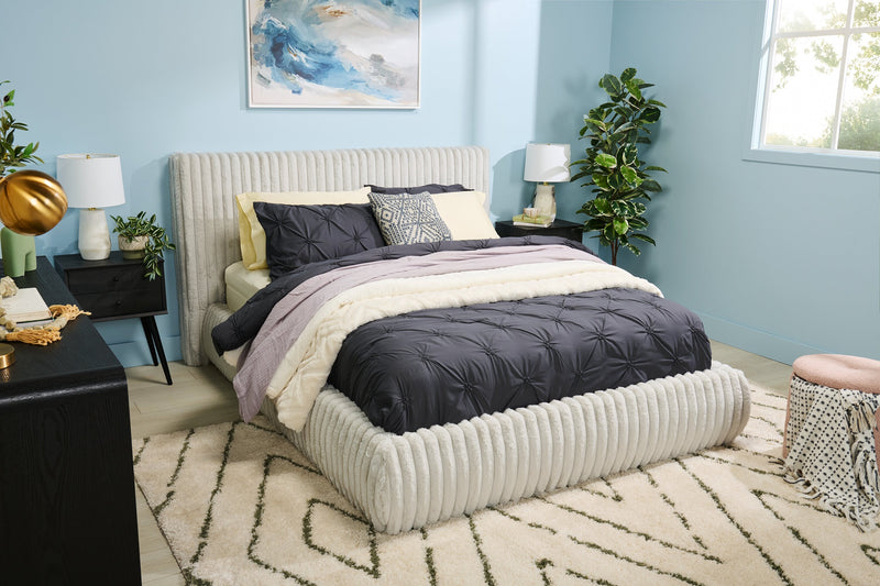 Aria Upholstered Queen Bed