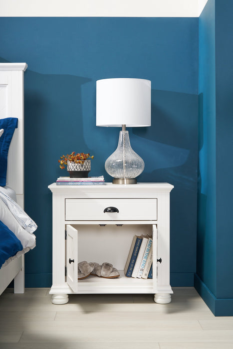 Ella Nightstand