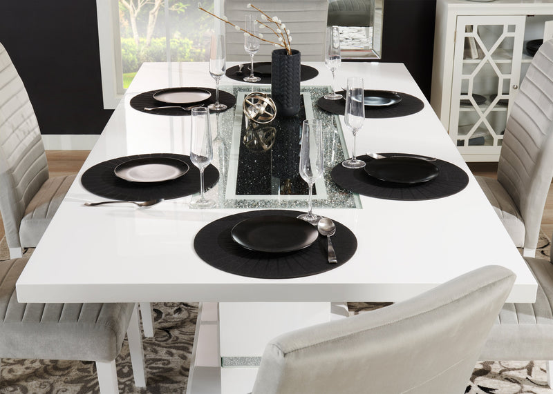 Garbo Dining Table