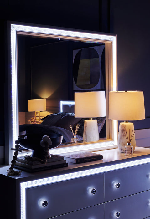 Halo Mirror - White