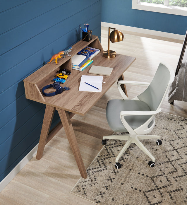 Igor Desk