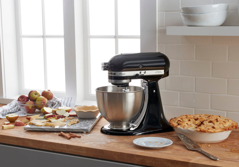 KitchenAid Classic Series 4.5-Quart Tilt-Head Stand Mixer - K45SSOB