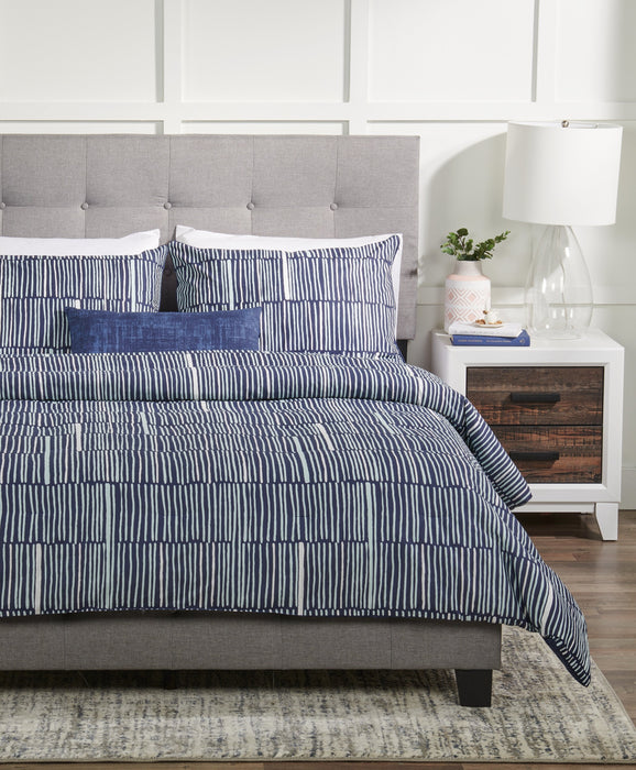 Lines 4-Piece Queen Comforter Set