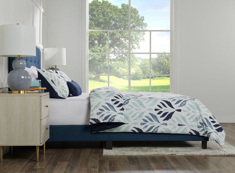 Medallion 4-Piece Queen Comforter Set