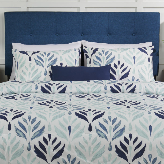 Medallion 4-Piece Queen Comforter Set
