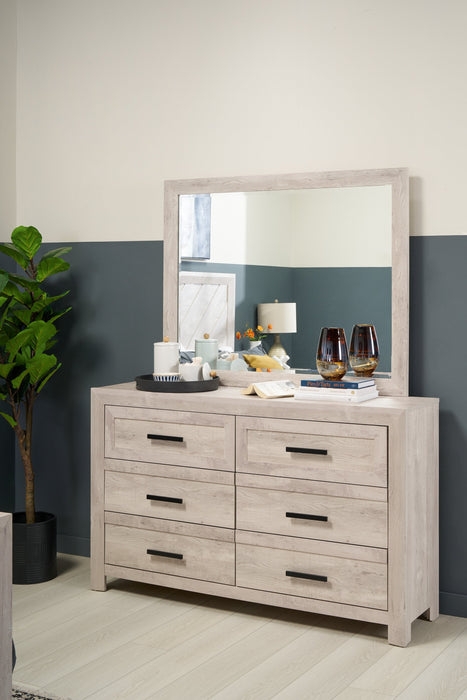 Lark Dresser