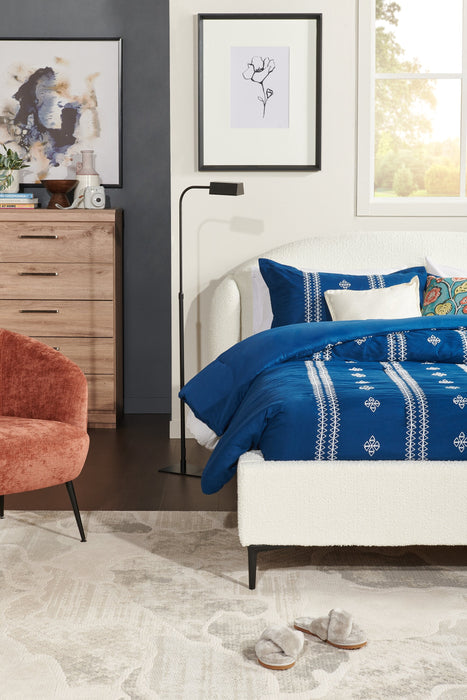 Luna Queen Bed