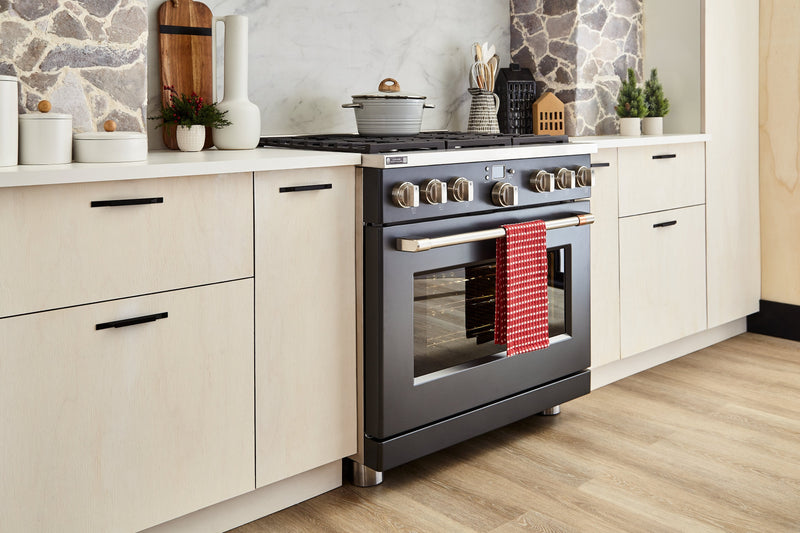 Café 6.2 Cu. Ft. Smart Commercial-Style 6-Burner Gas Range - CGY366P3TD1