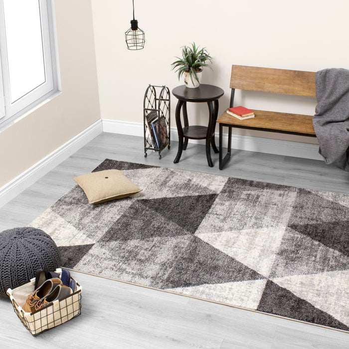 Mickey Area Rug - 5'3'' x 7'7''