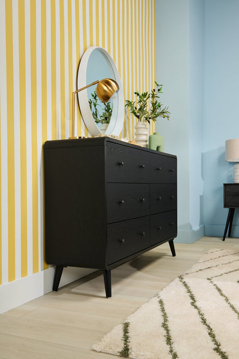 Milan Dresser