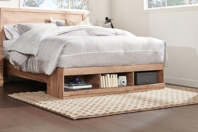 Oakley Queen Bed