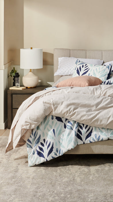 Paseo Queen Platform Bed – Taupe