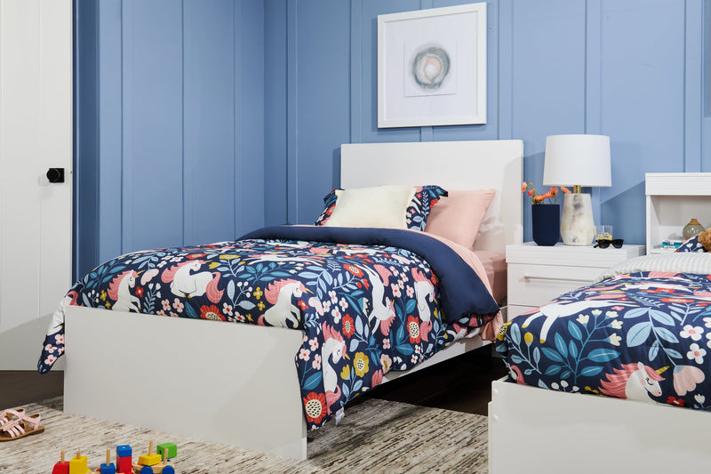 Riley Twin Bed - White
