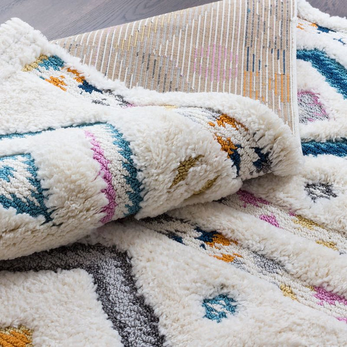 Lola Chevron 3x5 Area Rug