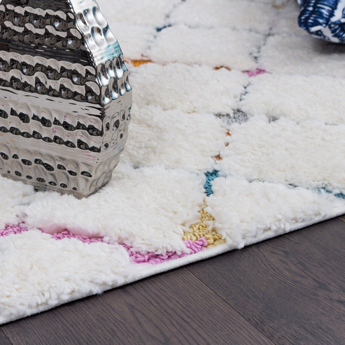 Robin Multi-Colour Moroccan Shag Area Rug - 6'7\" x 9'6\"