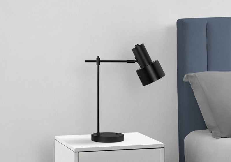 21\" Black Metal Desk/Task Lamp with USB Charging