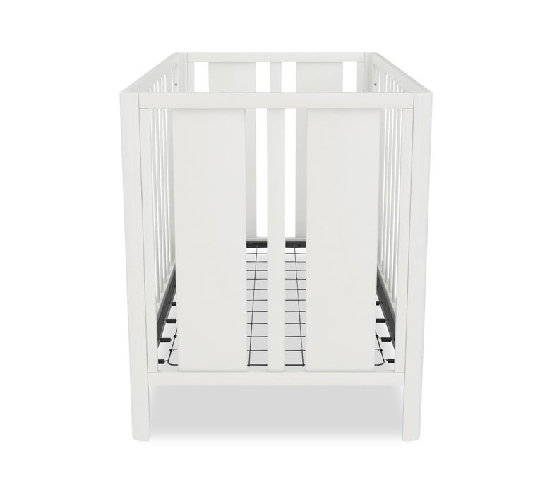 Little Seeds Skyler 3-in-1 Convertible Baby Crib - White
