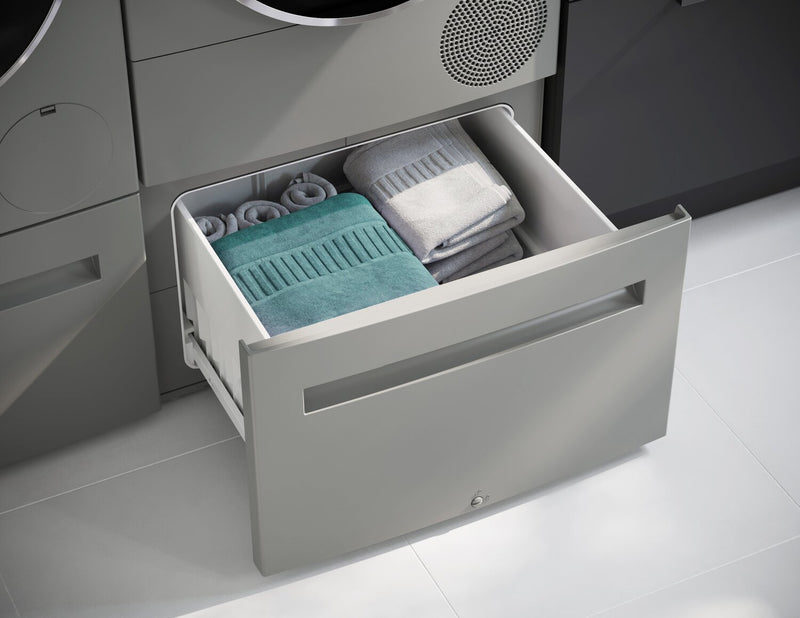 Bosch 500 Series 2.4 Cu. Ft. Front-Load Washer and 4 Cu. Ft. Heat Pump Dryer 