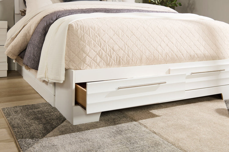 Veranda & Grove 4-Layer Queen Cotton Blanket - White