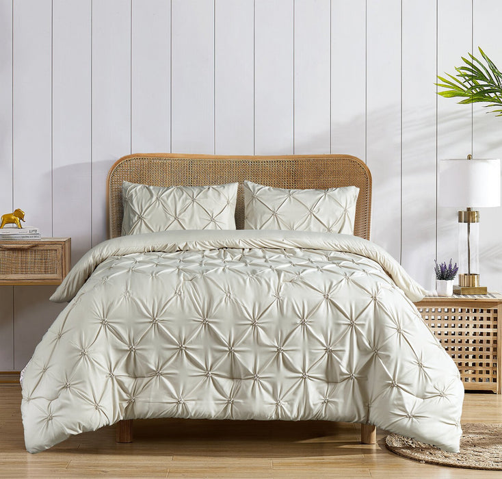 Gardenia Wynd 3-Piece Full/Queen Comforter Set - Oatmeal