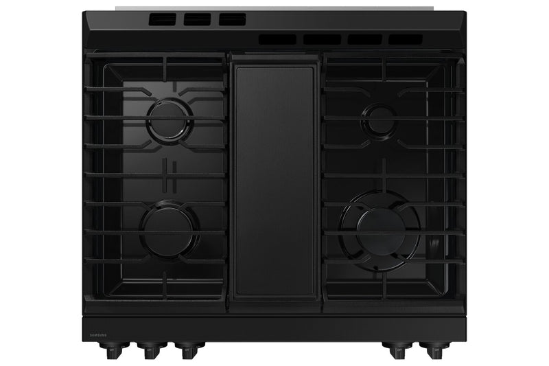 Samsung Bespoke 3 Series 6 Cu. Ft. Smart Gas Range with Air Fry - NSG6DG8300SRAA