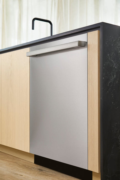Bosch 100 Series Premium Smart Dishwasher with Third Rack - SHX5AEM5N 