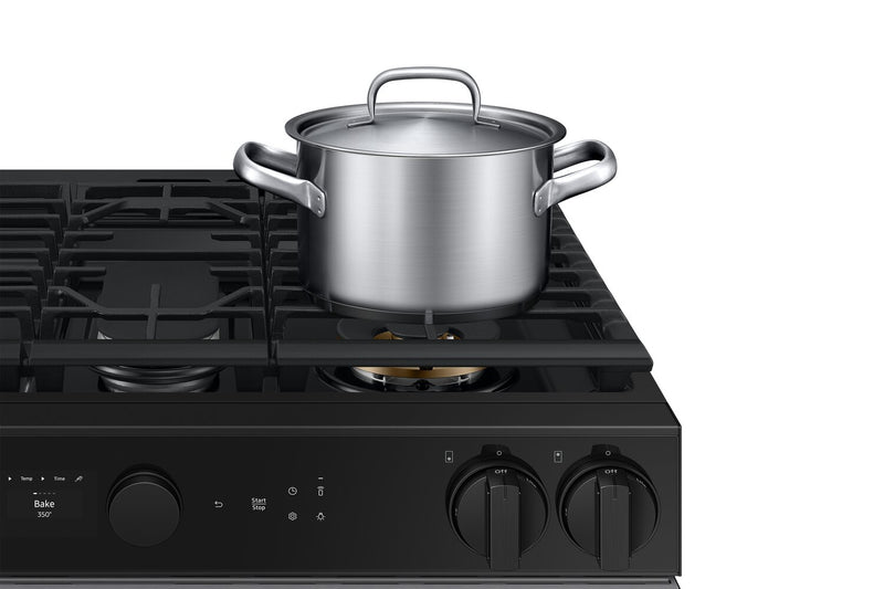 Samsung Bespoke 5 Series 6 Cu. Ft. Gas Range with Air Fry - NSG6DG8500SRAA