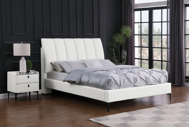 Nova Upholstered Queen Size Platform Bed