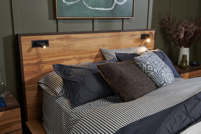 Silas Queen Platform Bed