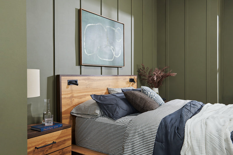 Silas Queen Platform Bed