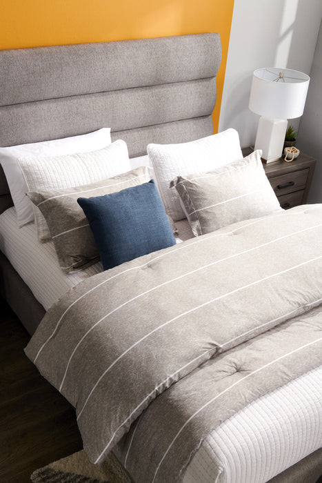 Stripes 3-Piece Full/Queen Comforter Set 