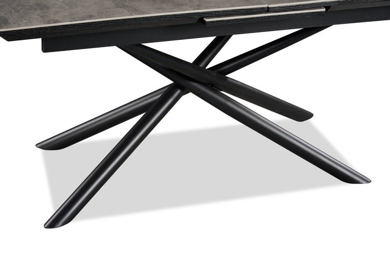 Tavo Dining Table