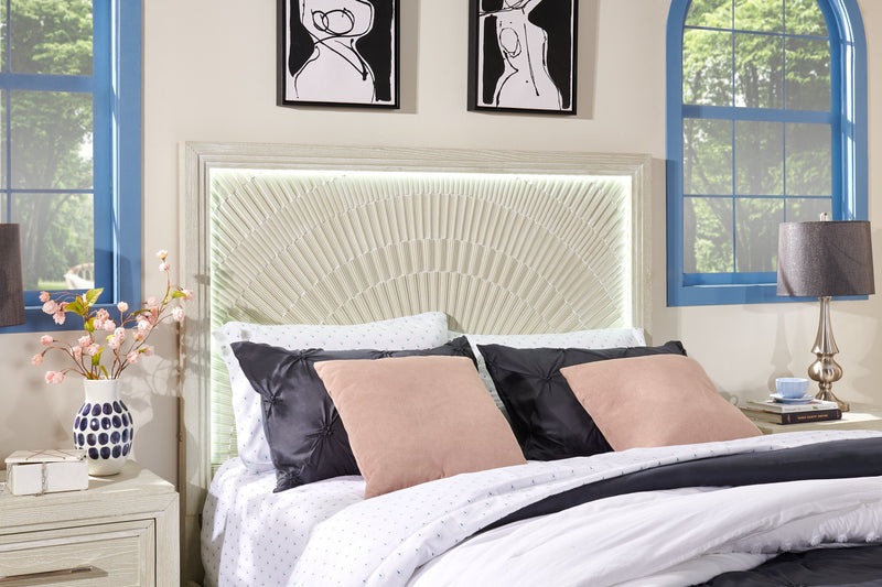Vida Queen Panel Bed
