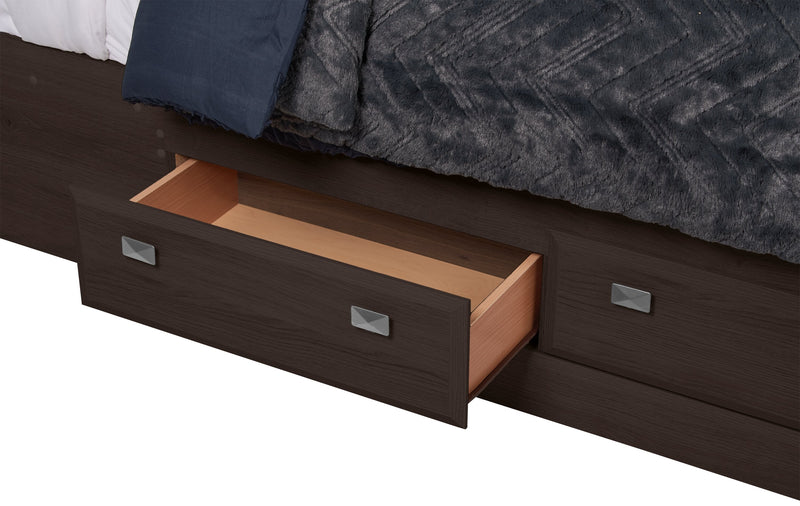 Yorkdale 5-Piece Queen 6 Drawer Storage Bedroom Package - Brown