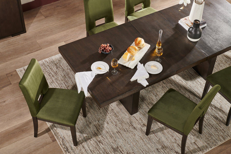 Zelda Dining Table