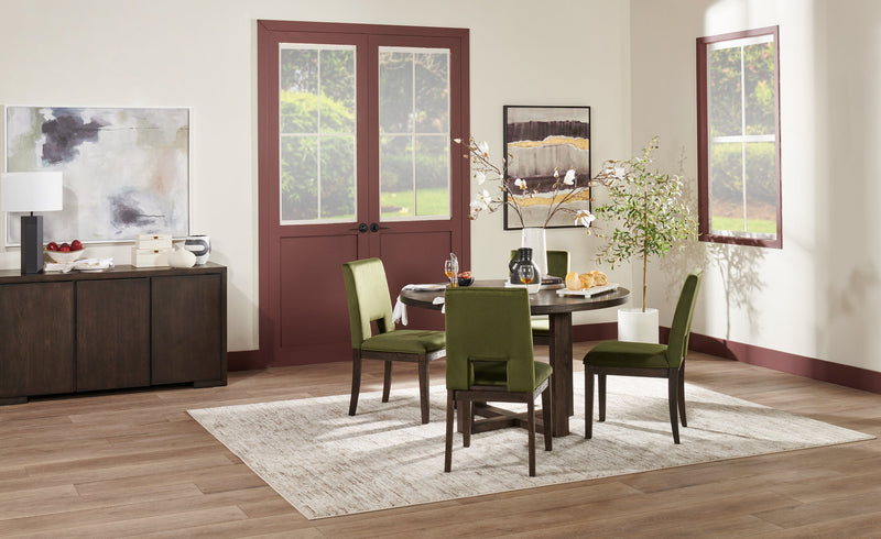 Zelda Round Dining Table
