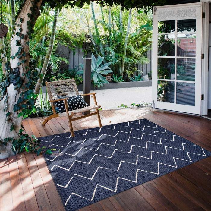 Kimi Blue 3'11\" x 5'7\" Area Rug