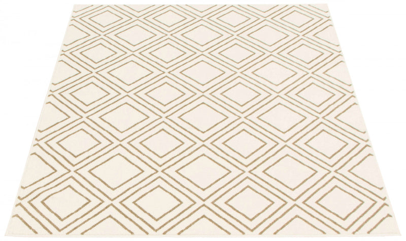 August Geod White-Tan 6'7\" x 9'6\" Area Rug