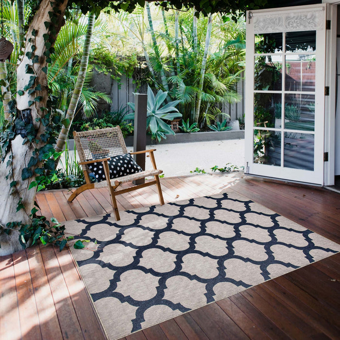 Sophie Grey-Navy Area Rug - 5'3\" x 7'7\"