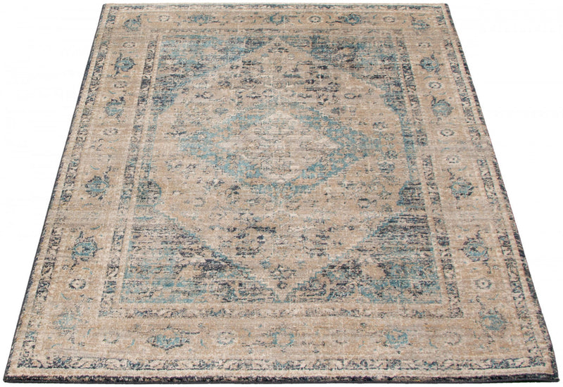 Hansel Classic Silver-Black Area Rug - 5' x 8'