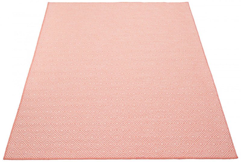Neisha Diamond Coral Rug 6'7\" X 9'6\" Area Rug