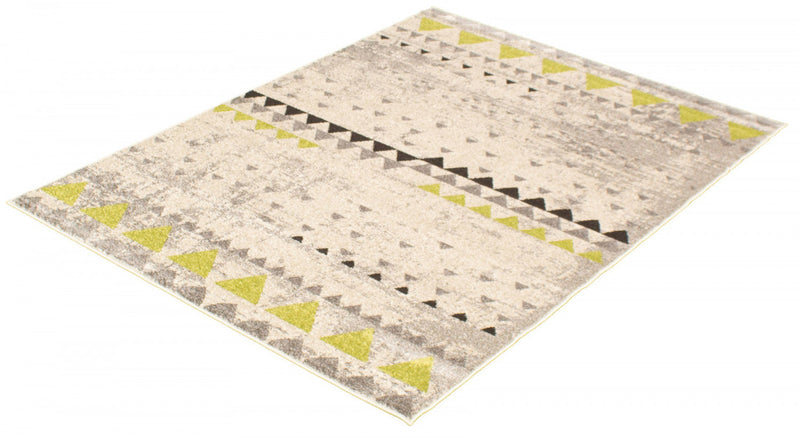 Raja Ivory-Green Area Rug - 5'3\" x 7'3\"