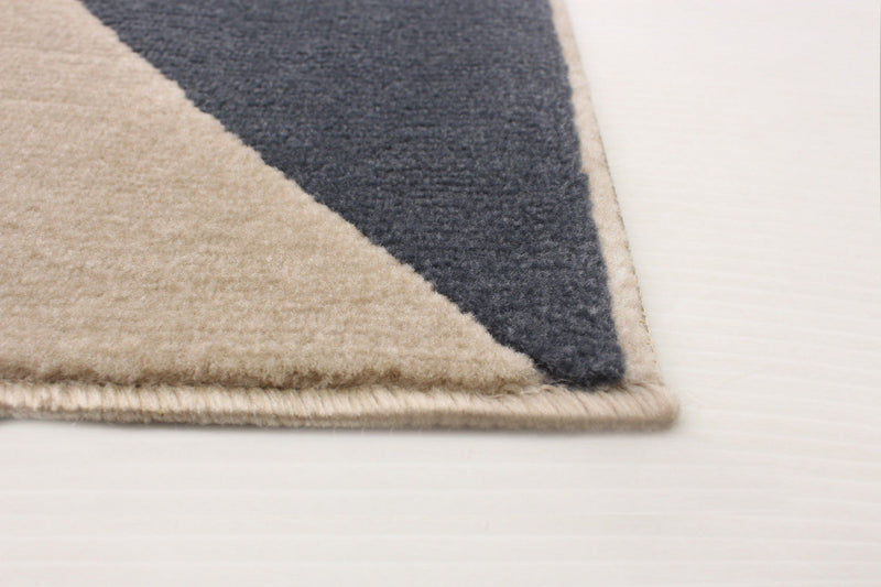 Nuria Blue 3'11\" x 5'7\" Area Rug