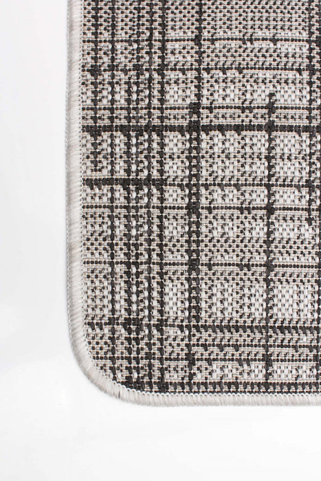 Panthea Grey Area Rug - 2'2\" X 3'11\" 