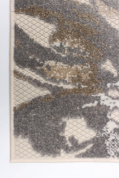 Angie Ivory Area Rug - 3'11\" X 5'7\" 