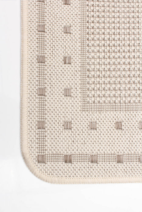 Clementine Ivory Area Rug - 2'2\" X 3'11\" 